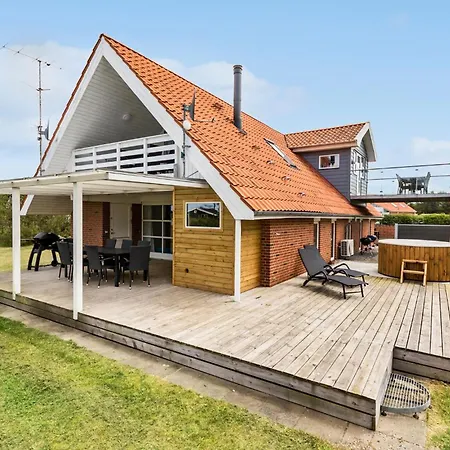 Lovely In With Outdoor Swimming Pool Holiday home *